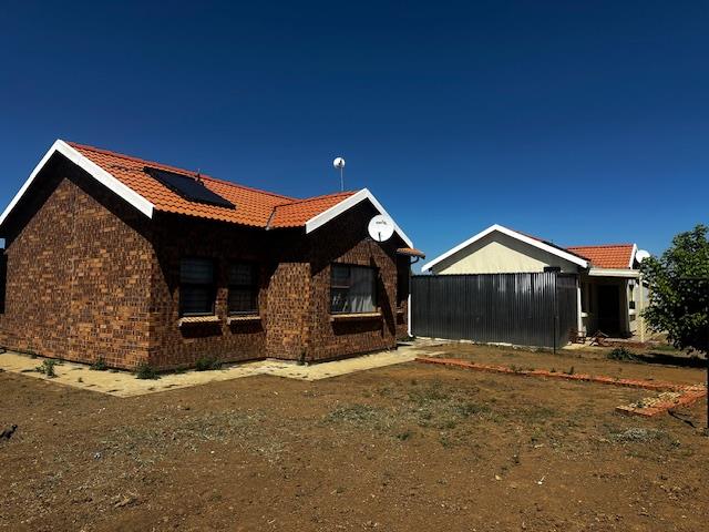 3 Bedroom Property for Sale in Blomanda Free State
